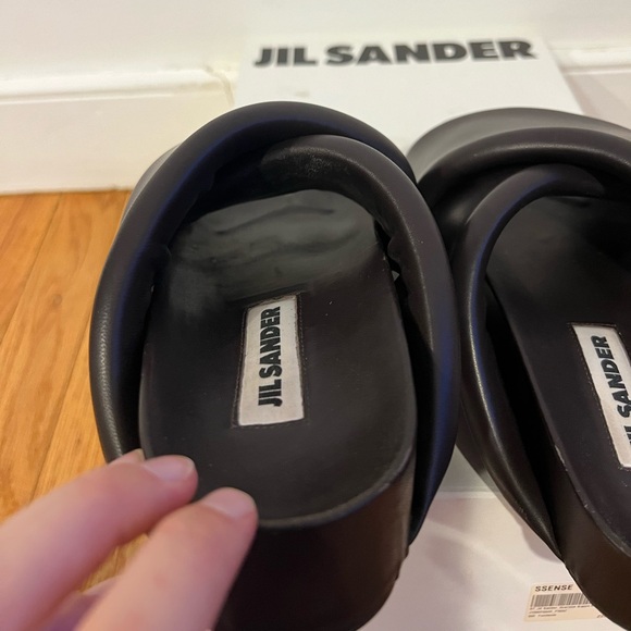Jil Sander - Brown Oversized Wrapped Sandals - Picture 11 of 16